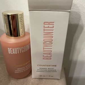 Travel size mineral boost hydrating essence